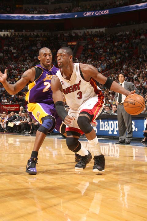 首轮多场比 首轮多场比