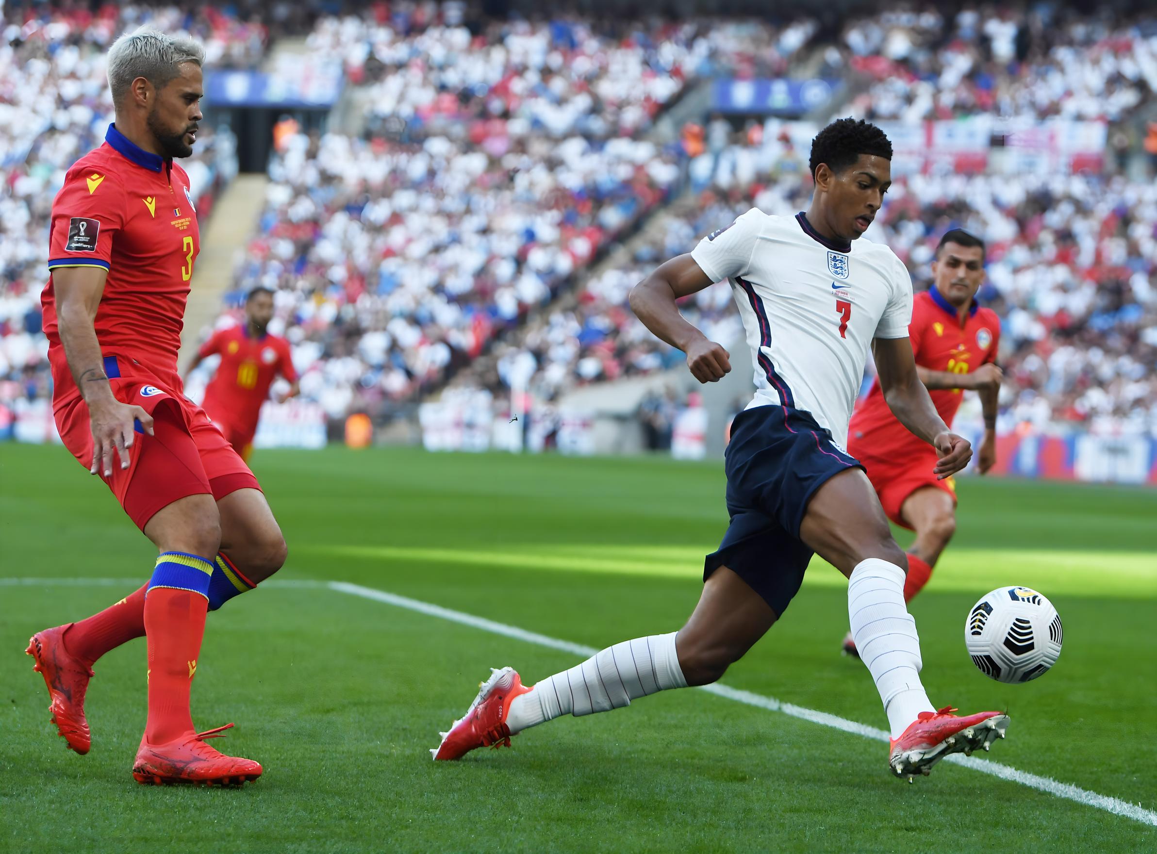 甚至只相当 甚至只相当