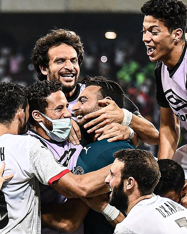 小场对抗中 小场对抗中